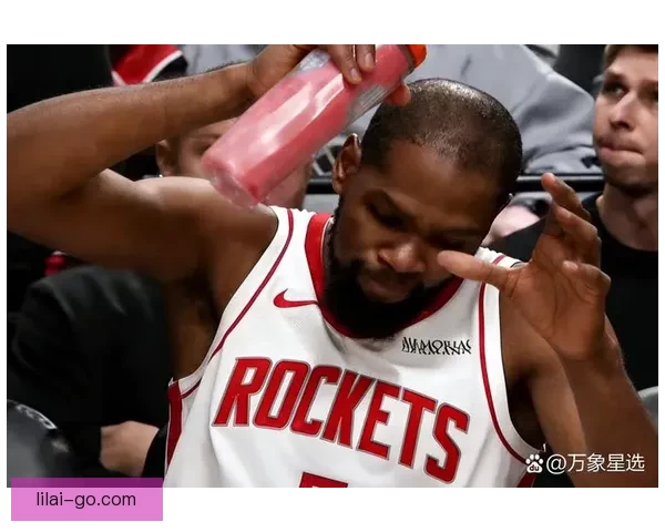 杜兰特谈破防秘诀：底线与三分跑位创造空间显威力