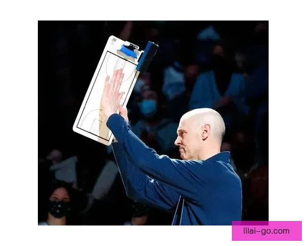 卡莱尔在0.4秒内见证震撼瞬间 赫夫能否从中汲取深刻教训